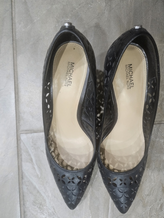 MICHAEL Michael Kors Shoes - MICHAEL Michael Kors Black Floral Laser-Cut Pointed Heels Size 9